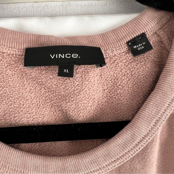 Vince Sweatshirt Mens XL Salmon Crew Neck Long Sleeves Pullover Lightly Used - Picture 5 of 8